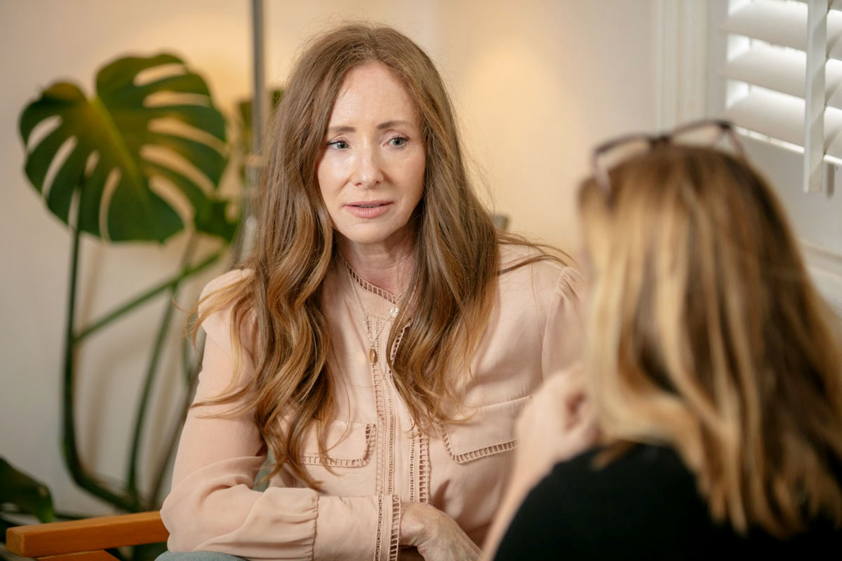 Eithne Hannan, psychologist counselling a patient
